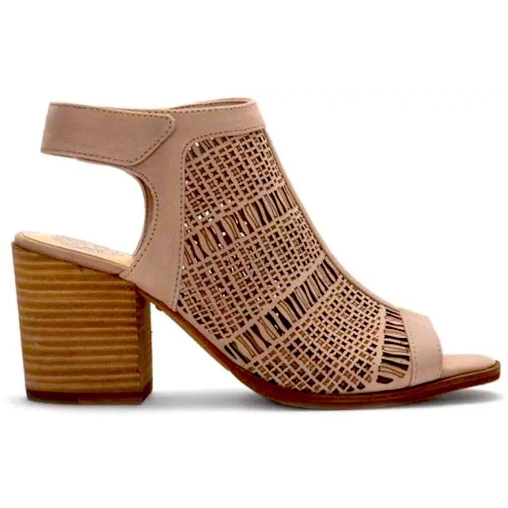 Vince Camuto Keannie Block Hill Sandal tipsy taupe